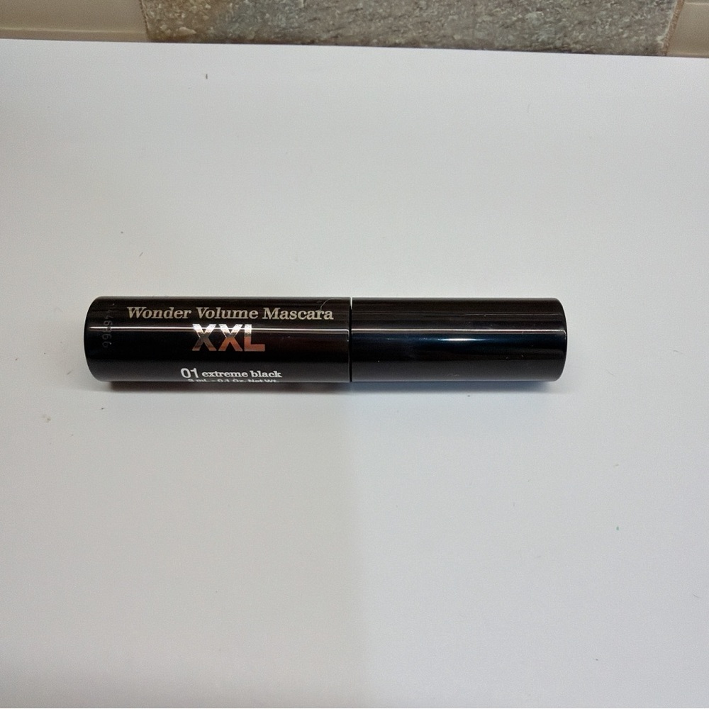 Any 3 for $25 | Clarins XXL Mascara - Extreme Black